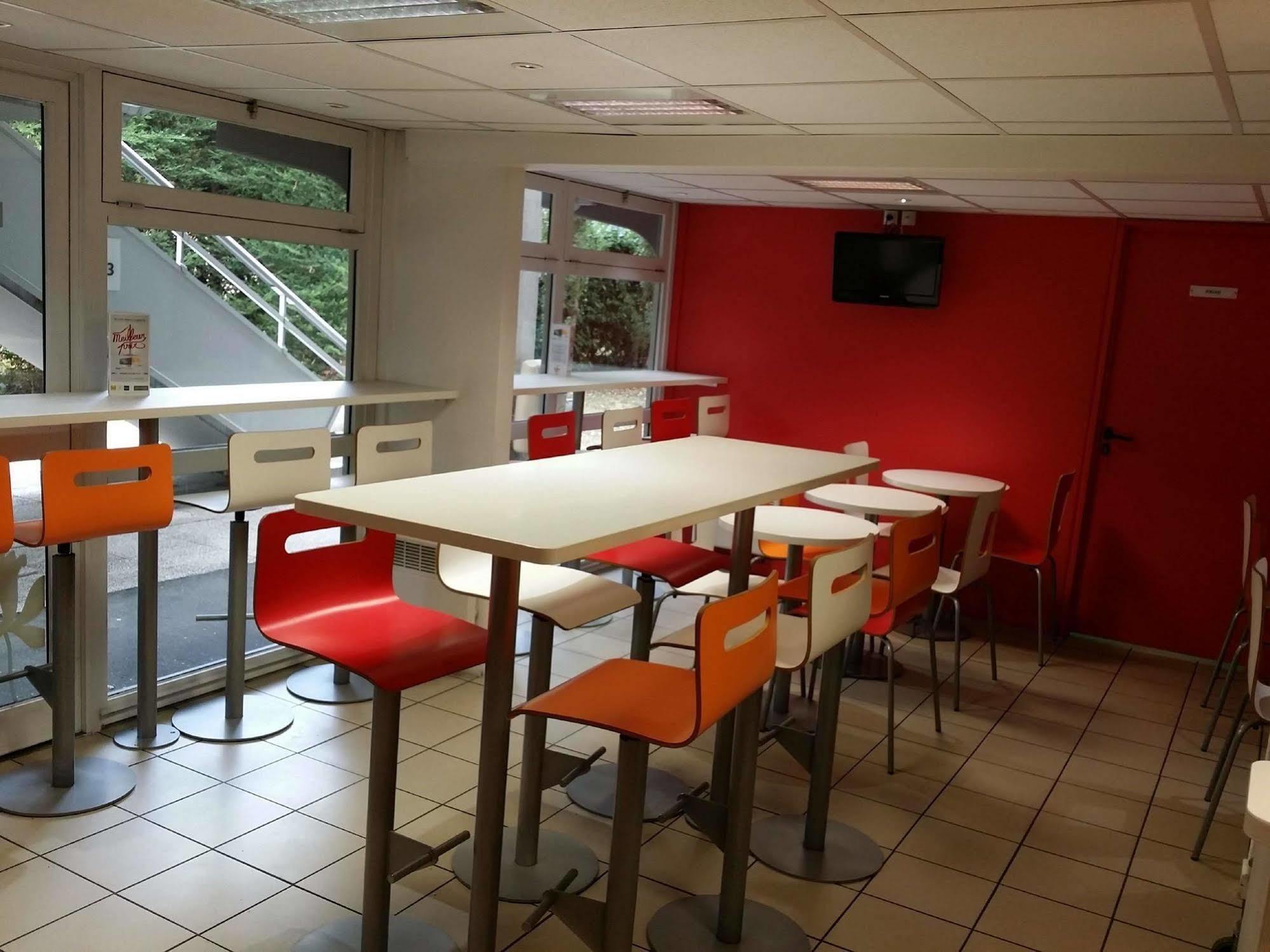 Première Classe Sud Hotel 3*